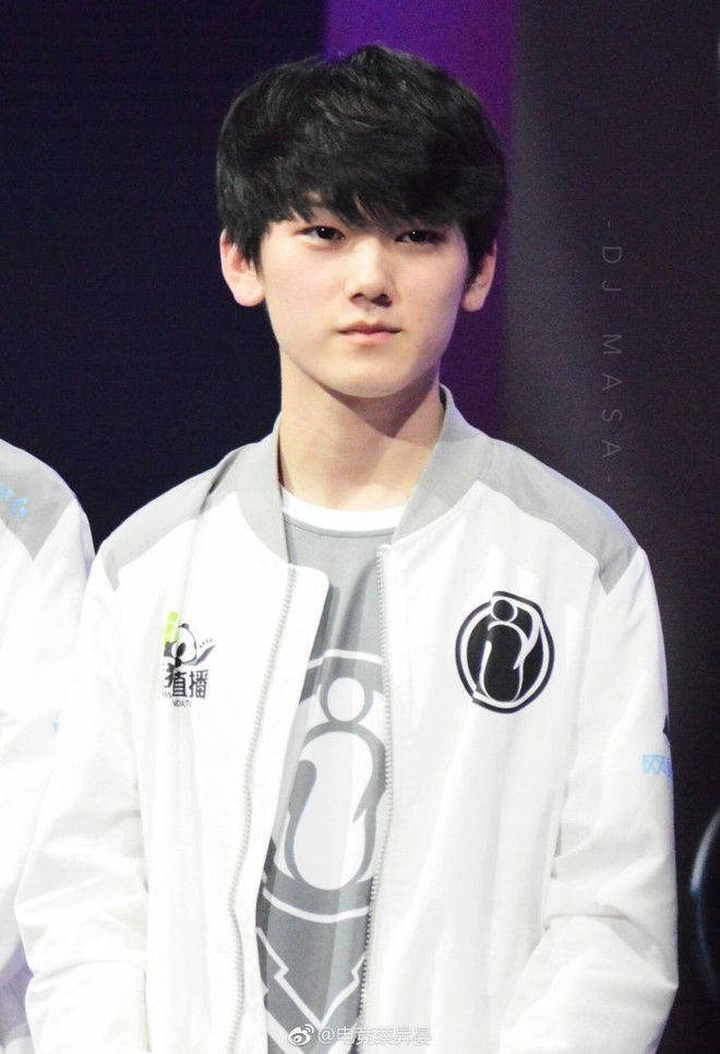 LPL今日首发：打“虎”英雄Biubiu战Xiaohu，走A怪交手JackeyLove